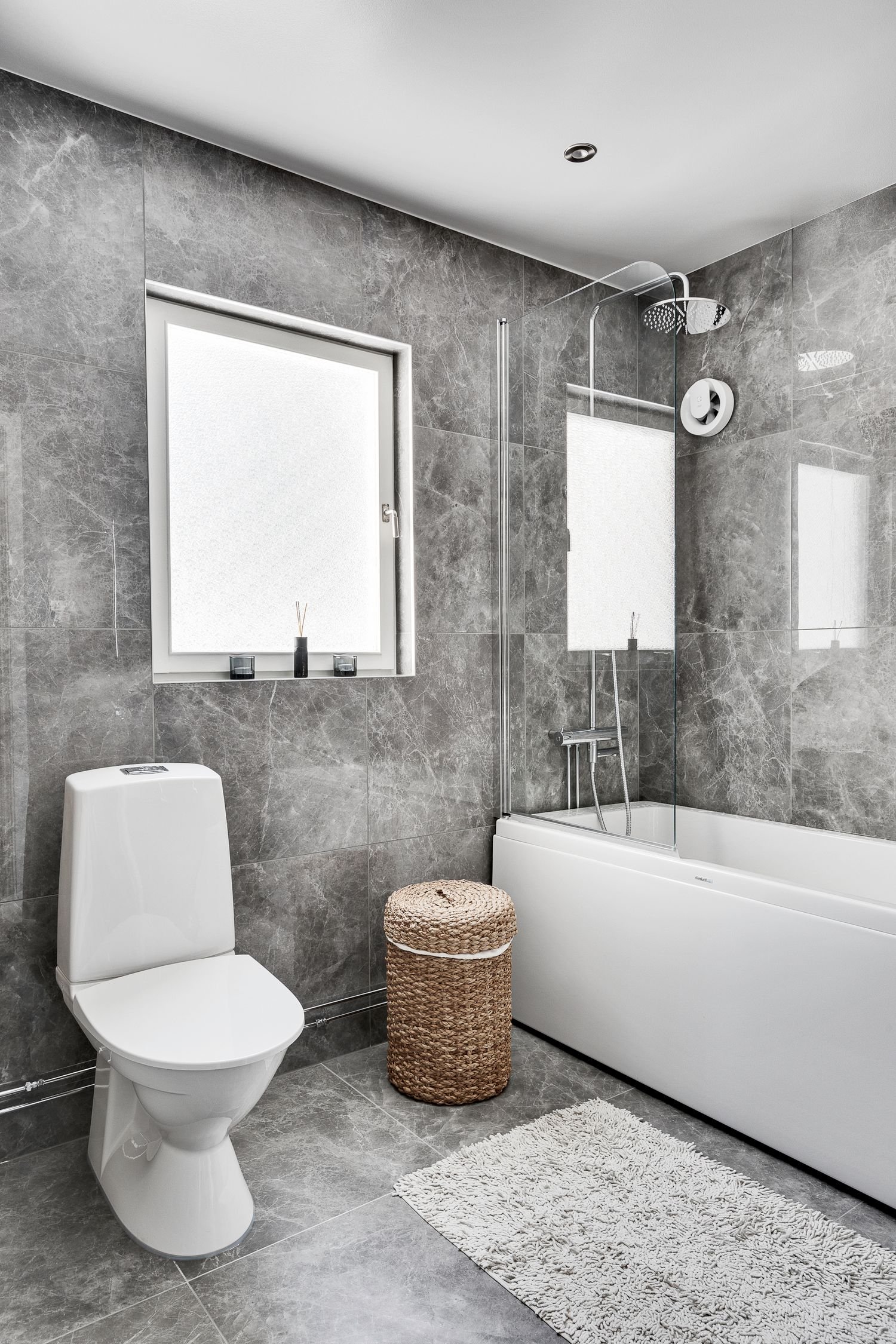 Natural character. Modern versatility. – tile surface styling inspiration